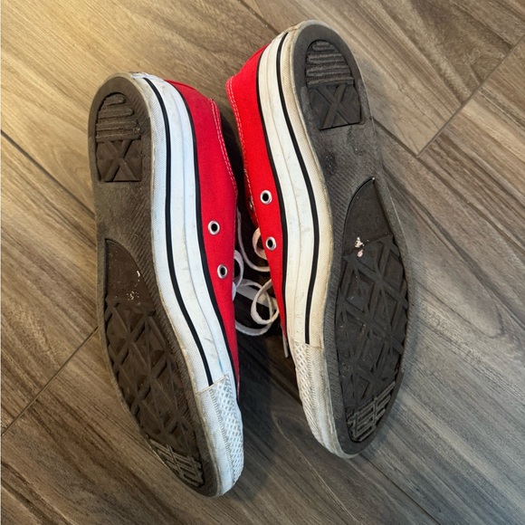 Red Converse - Picture 4 of 4